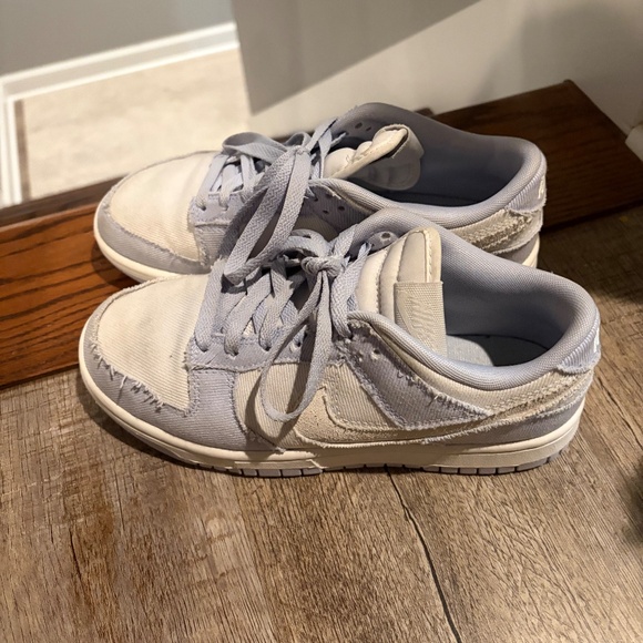 Nike Dunk Low - Picture 2 of 6